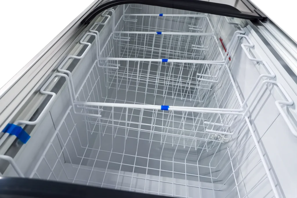 Genkraft Chest Freezer Curved Sliding Glass Top – view 3