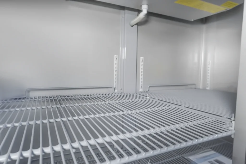 Genkraft Reach-In Double Solid Door Refrigerator – view 8
